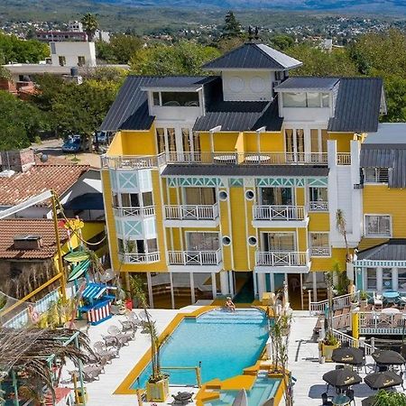Hotel Club House 维拉卡洛斯帕兹 外观 照片
